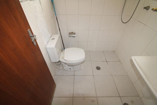 Banheiro de apartamento à venda com 2 quartos, 55m² em Lauzane Paulista, São Paulo