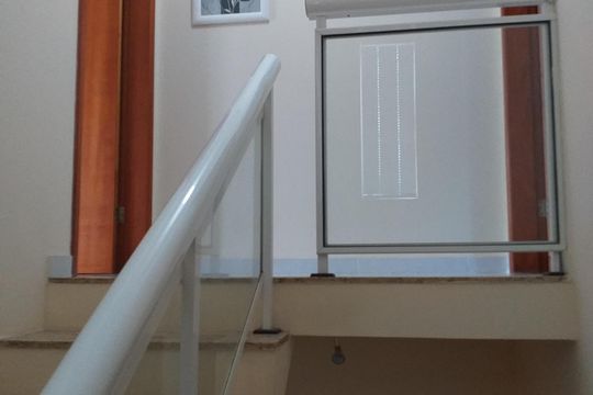 Varanda de casa de condomínio para alugar com 3 quartos, 105m² em Chácaras De Inoã, Maricá