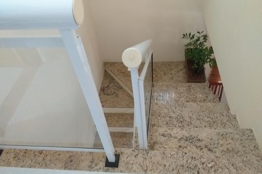 Casa de Condomínio para alugar com 3 quartos, 105m² em Chácaras De Inoã, Maricá