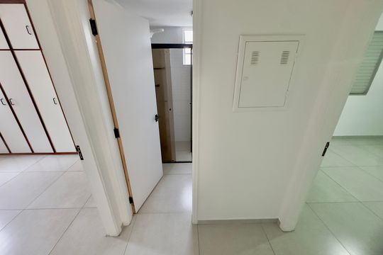 Hall de apartamento para alugar com 2 quartos, 68m² em Centro, Guarulhos