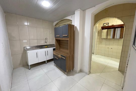 Casa para alugar com 1 quarto, 47m² em Ferreira, São Paulo