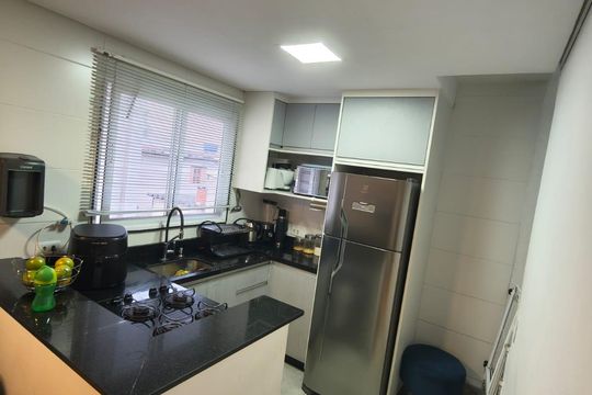 Cozinha de apartamento à venda com 2 quartos, 94m² em Jardim do Estádio, Santo André