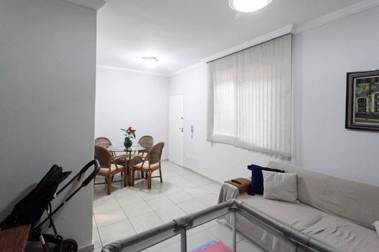 Sala de casa à venda com 3 quartos, 112m² em Ouro Preto, Belo Horizonte