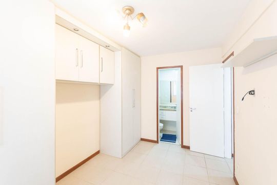 Suíte de apartamento à venda com 2 quartos, 70m² em Vila Isabel, Rio de Janeiro