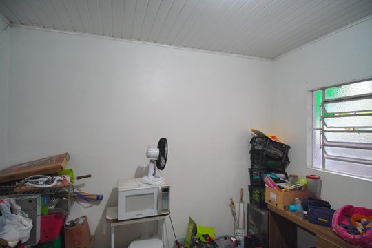 Quarto 2 de casa à venda com 2 quartos, 77m² em Centro, Novo Hamburgo
