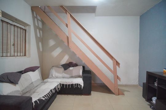 Sala de casa à venda com 2 quartos, 77m² em Centro, Novo Hamburgo