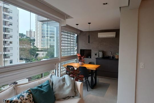 Varanda de apartamento à venda com 3 quartos, 143m² em Vila Mariana, São Paulo