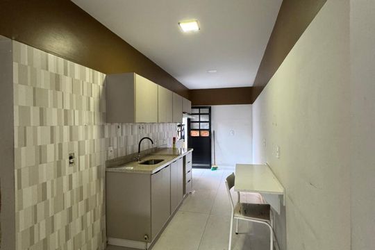 Cozinha de casa de condomínio à venda com 3 quartos, 90m² em São Francisco Xavier, Rio de Janeiro