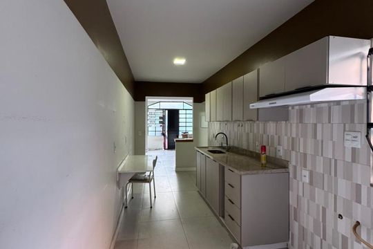 Cozinha de casa de condomínio à venda com 3 quartos, 90m² em São Francisco Xavier, Rio de Janeiro