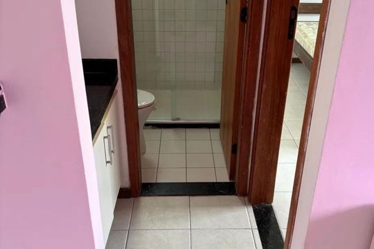 Corredor de apartamento para alugar com 1 quarto, 50m² em Pituba, Salvador