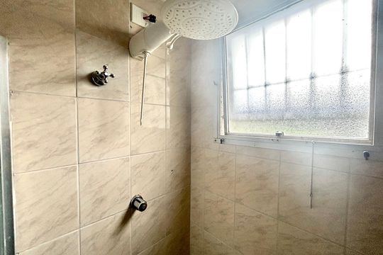 Banheiro de apartamento para alugar com 2 quartos, 53m² em Jardim Gonzaga, São Paulo