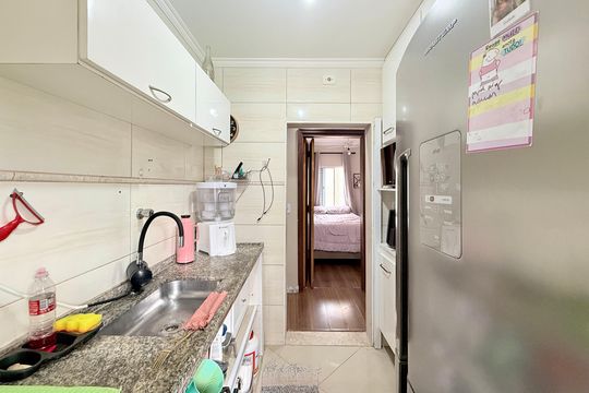 Cozinha de apartamento à venda com 2 quartos, 50m² em Santo Amaro, São Paulo