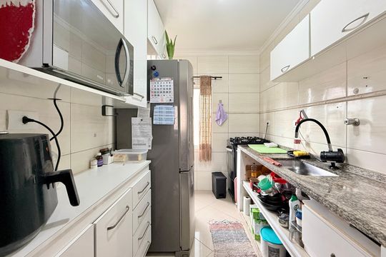 Cozinha de apartamento à venda com 2 quartos, 50m² em Santo Amaro, São Paulo