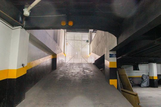 Garagem de apartamento para alugar com 1 quarto, 55m² em Centro, Cabo Frio