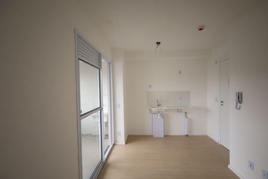Sala  de apartamento à venda com 2 quartos, 30m² em Campo Grande, São Paulo