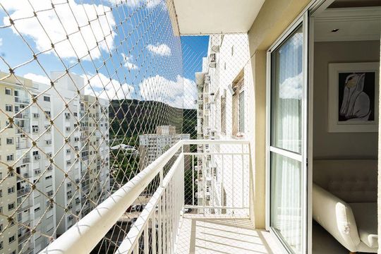 Varanda de apartamento à venda com 3 quartos, 72m² em Jardim Carvalho, Porto Alegre