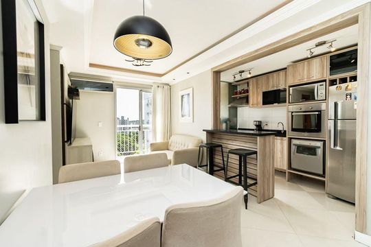 Apartamento à venda com 3 quartos, 72m² em Jardim Carvalho, Porto Alegre