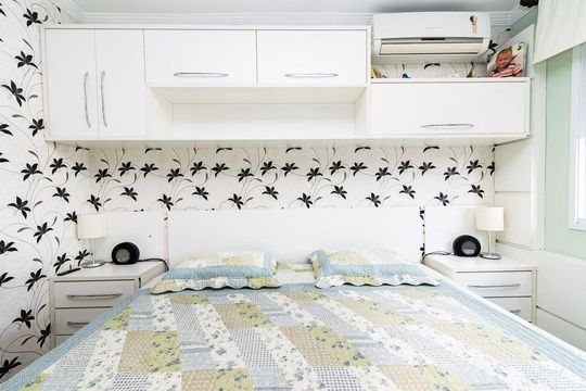 Quarto de apartamento à venda com 3 quartos, 72m² em Jardim Carvalho, Porto Alegre