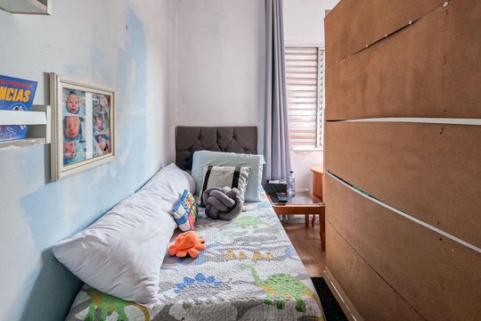 Casa à venda com 8 quartos, 960m² em Vila Bonilha, São Paulo