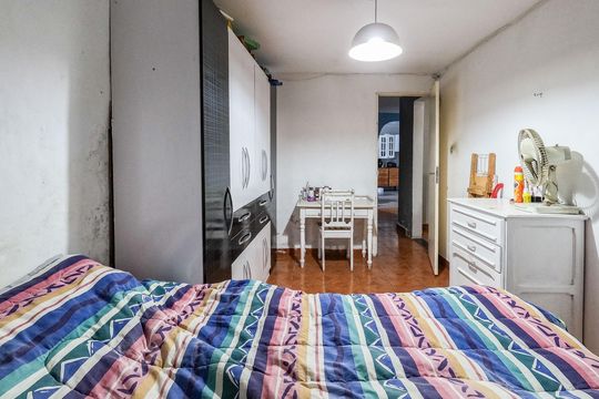 Casa à venda com 8 quartos, 960m² em Vila Bonilha, São Paulo
