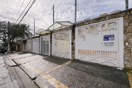 Fachada de casa para alugar com 3 quartos, 199m² em Vila Guilhermina, São Paulo