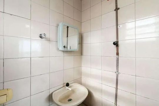 Banheiro de apartamento para alugar com 1 quarto, 45m² em Mathias Velho, Canoas