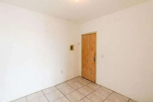 Quarto de apartamento para alugar com 1 quarto, 45m² em Mathias Velho, Canoas