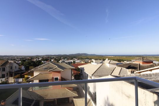 Casa de Condomínio para alugar com 4 quartos, 100m² em Ogiva, Cabo Frio