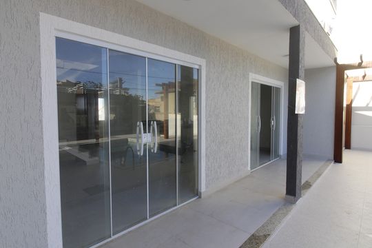 Casa de Condomínio para alugar com 4 quartos, 100m² em Ogiva, Cabo Frio