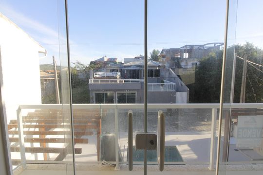 Casa de Condomínio para alugar com 4 quartos, 100m² em Ogiva, Cabo Frio