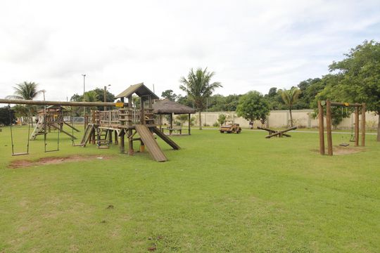 Casa de Condomínio para alugar com 4 quartos, 100m² em Ogiva, Cabo Frio