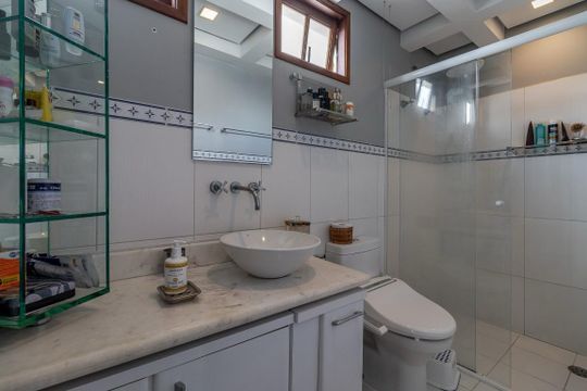 Banheiro de apartamento à venda com 1 quarto, 154m² em Perdizes, São Paulo