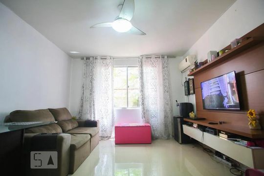 Apartamento à venda com 2 quartos, 56m² em Taquara, Rio de Janeiro