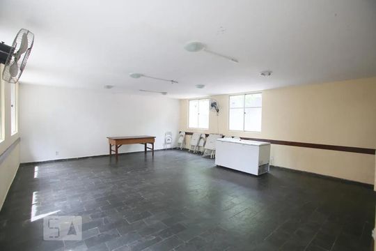 Área externa de apartamento à venda com 2 quartos, 56m² em Taquara, Rio de Janeiro