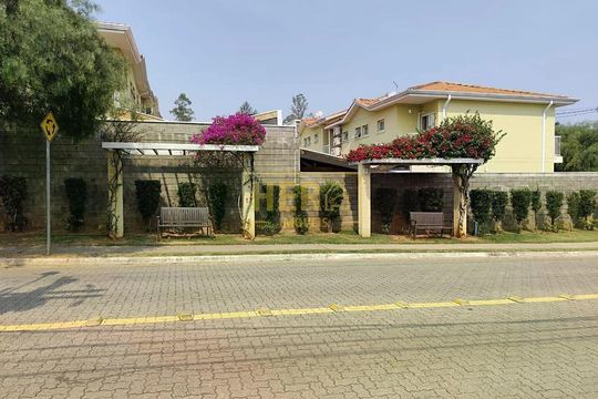 Casa à venda com 2 quartos, 74m² em Medeiros, Jundiaí