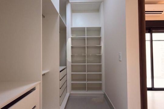 Casa de Condomínio à venda com 3 quartos, 196m² em Vila Capuava, Valinhos