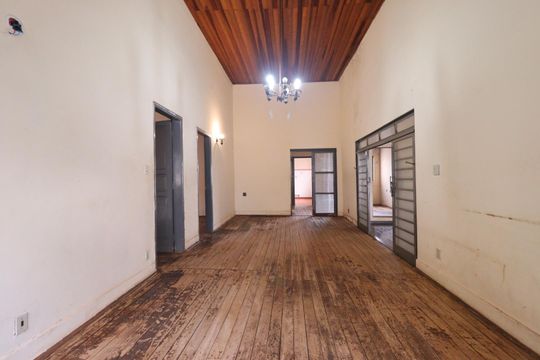 Casa para alugar com 4 quartos, 160m² em Centro, Ribeirão Preto