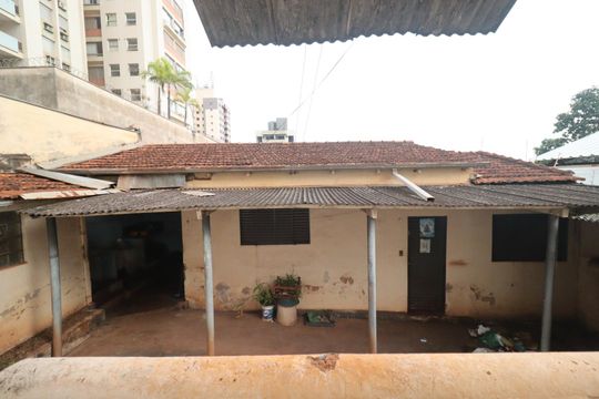 Área de Serviço de casa para alugar com 4 quartos, 160m² em Centro, Ribeirão Preto