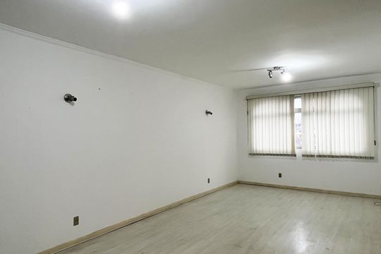Sala de apartamento para alugar com 2 quartos, 135m² em Boqueirão, Santos