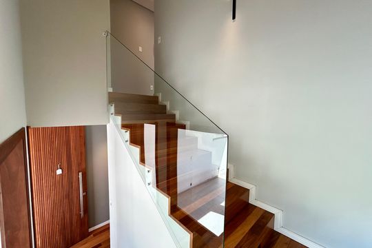 Escada de casa para alugar com 3 quartos, 140m² em Lagoa da Conceição, Florianópolis