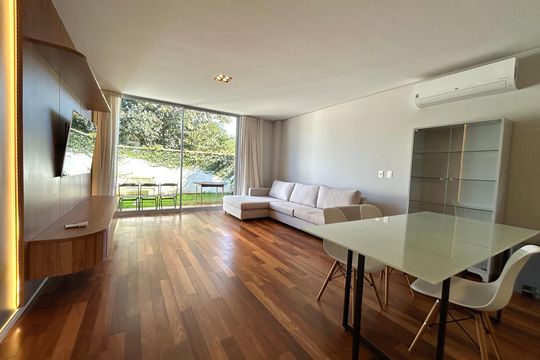 Casa para alugar com 3 quartos, 140m² em Lagoa da Conceição, Florianópolis