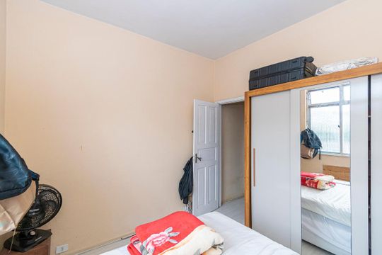 Quarto de apartamento à venda com 1 quarto, 50m² em Brás de Pina, Rio de Janeiro