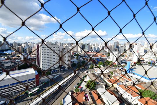 Sala - Vista de apartamento para alugar com 1 quarto, 63m² em Centro, Campinas