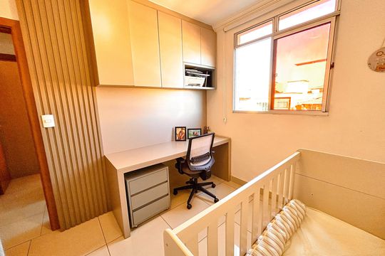Apartamento à venda com 2 quartos, 105m² em Pedra Azul, Contagem