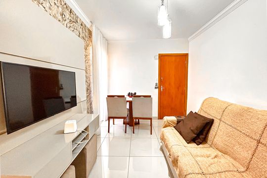 Apartamento à venda com 2 quartos, 105m² em Pedra Azul, Contagem