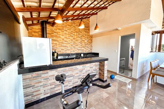 Apartamento à venda com 2 quartos, 105m² em Pedra Azul, Contagem