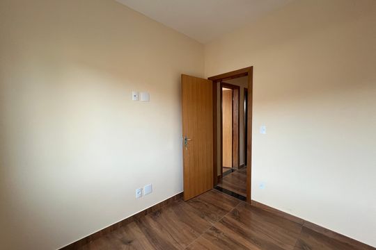 Casa à venda com 3 quartos, 130m² em Copacabana, Belo Horizonte
