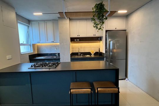 cozinha de apartamento à venda com 2 quartos, 73m² em Vila da Serra, Nova Lima