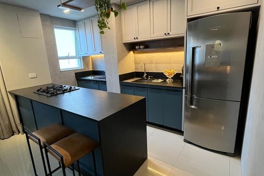 cozinha de apartamento à venda com 2 quartos, 73m² em Vila da Serra, Nova Lima