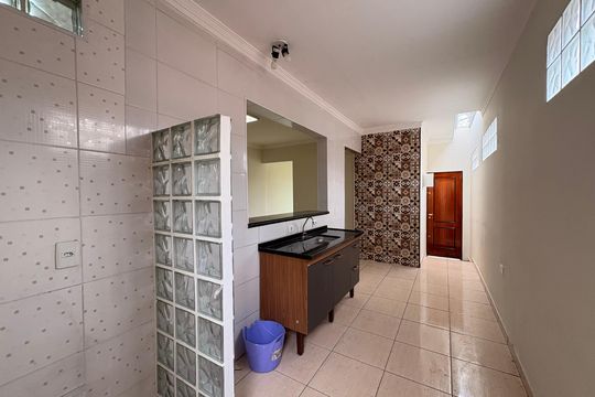 Cozinha de casa à venda com 2 quartos, 125m² em Jardim Santo André, Santo André